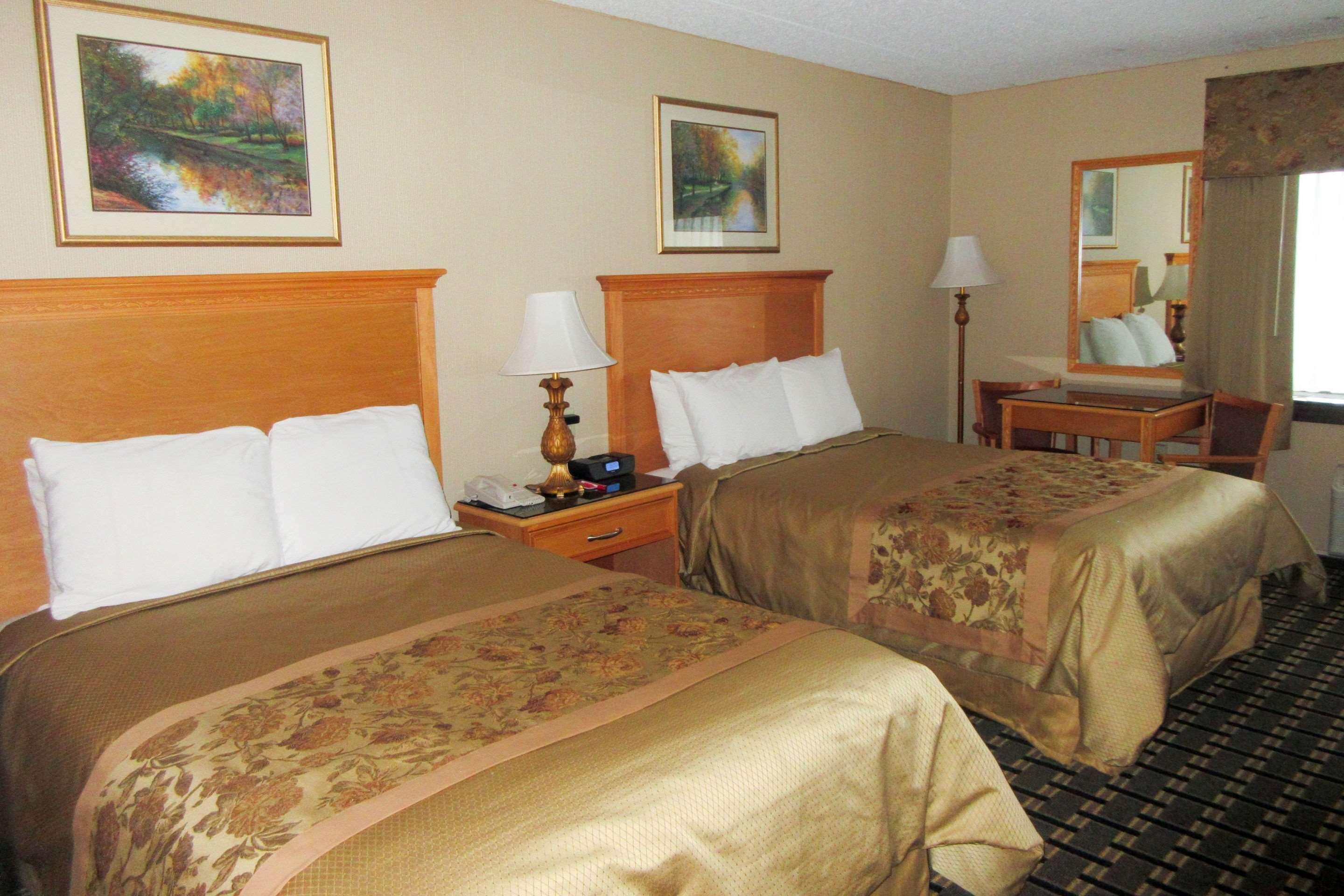 Econo Lodge Quakertown Exteriör bild