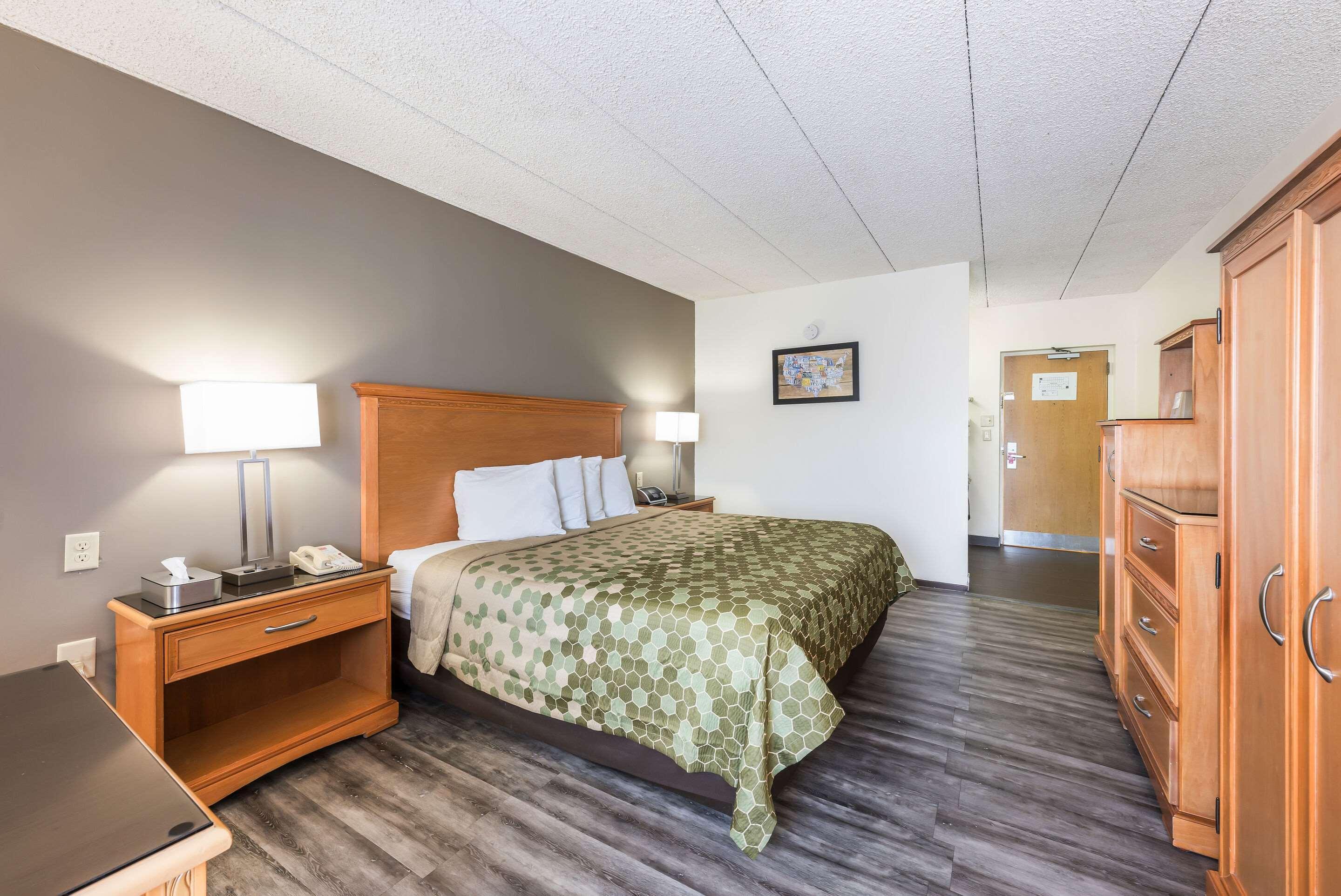 Econo Lodge Quakertown Exteriör bild