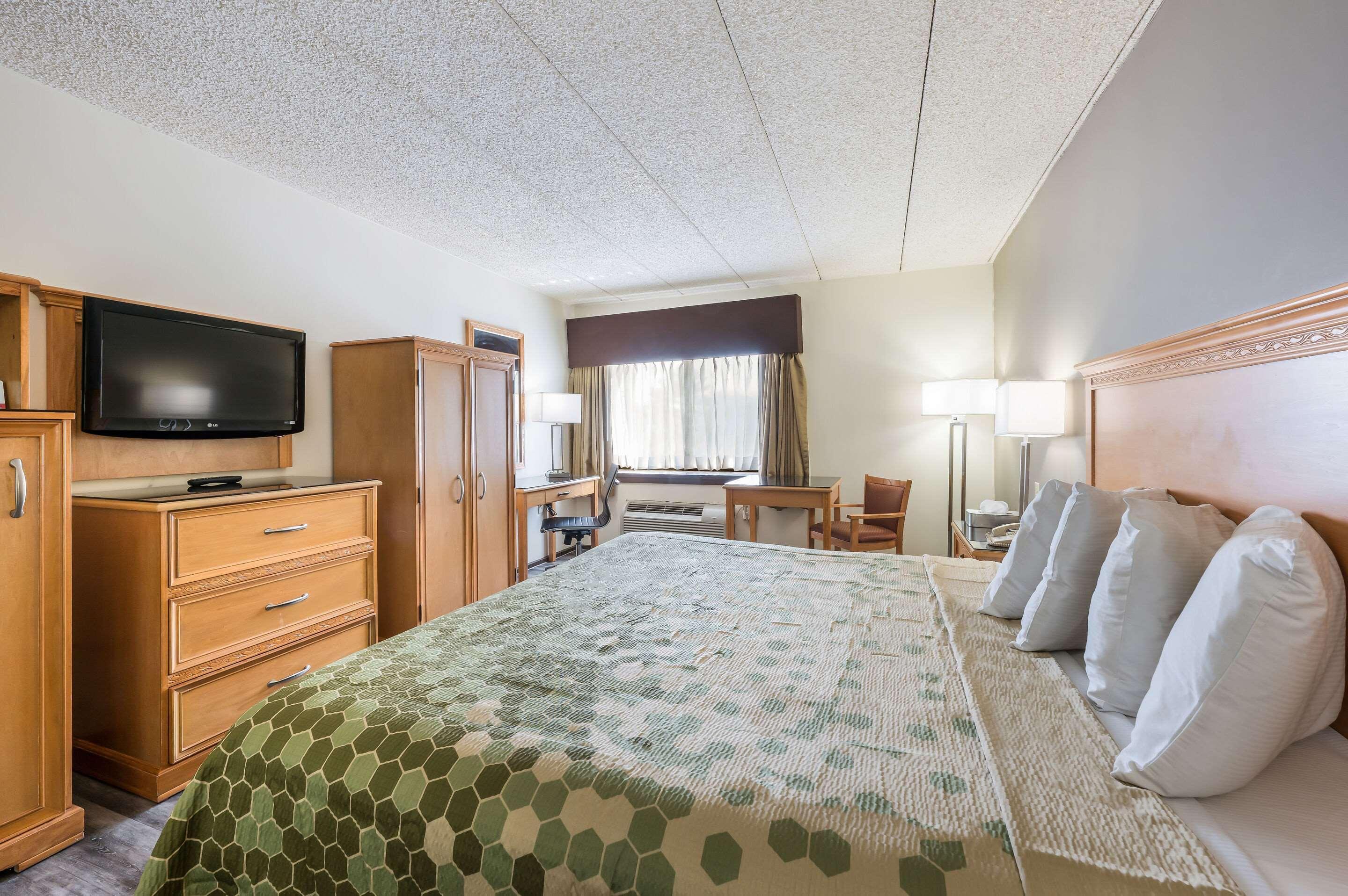 Econo Lodge Quakertown Exteriör bild