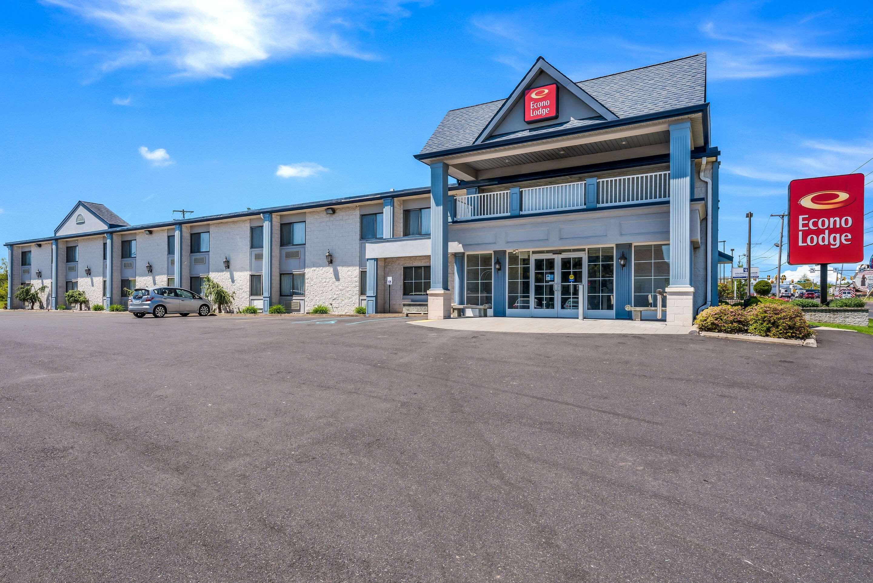 Econo Lodge Quakertown Exteriör bild