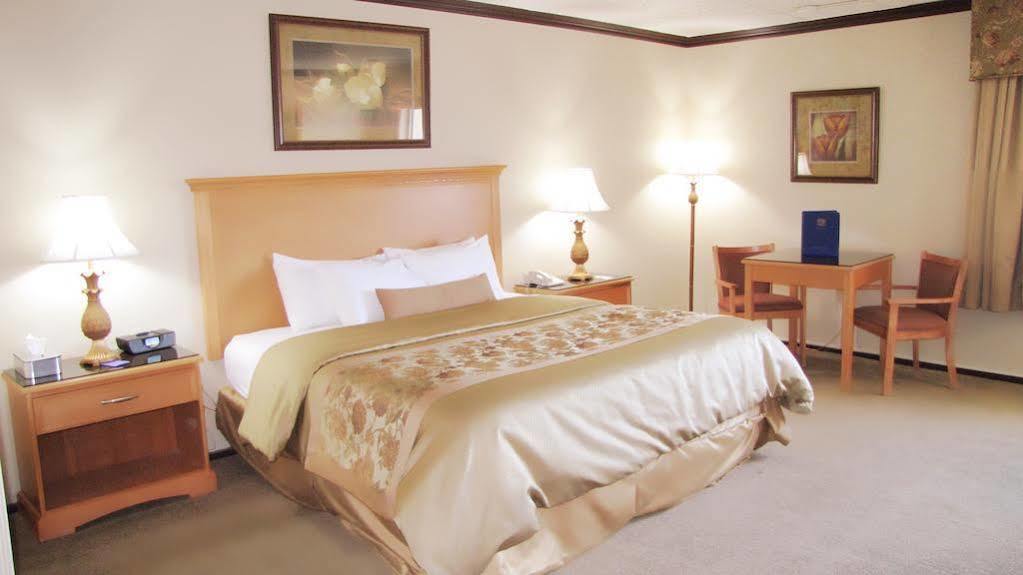 Econo Lodge Quakertown Exteriör bild